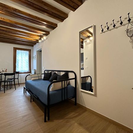 Sora Al Ponte Apartment Chioggia Ngoại thất bức ảnh